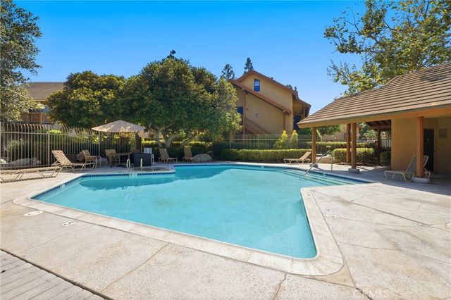 44 Tangelo, Irvine, CA 92618
