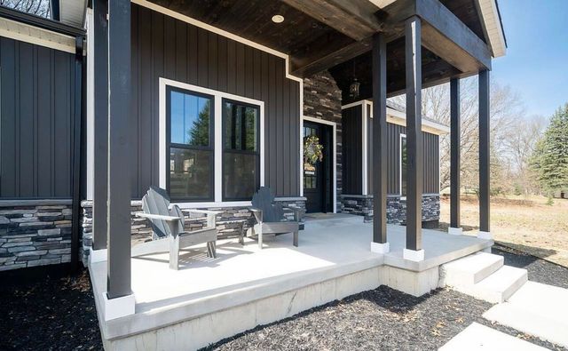 8477 84th Street Se, Caledonia Twp, MI 49302