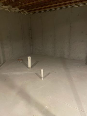 8477 84th Street Se, Caledonia Twp, MI 49302