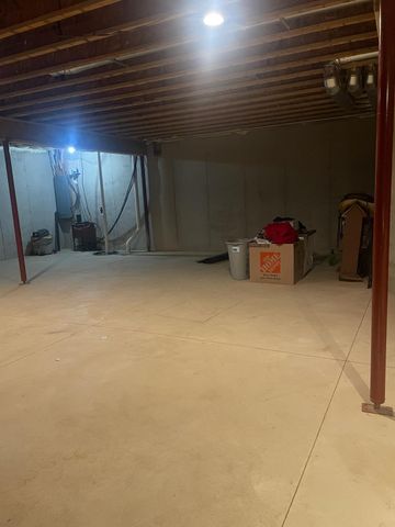 8477 84th Street Se, Caledonia Twp, MI 49302