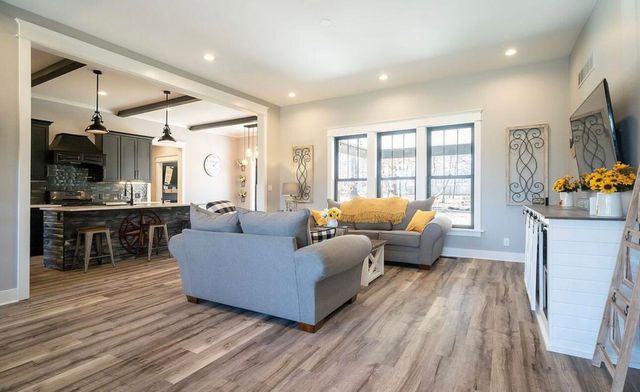 8477 84th Street Se, Caledonia Twp, MI 49302