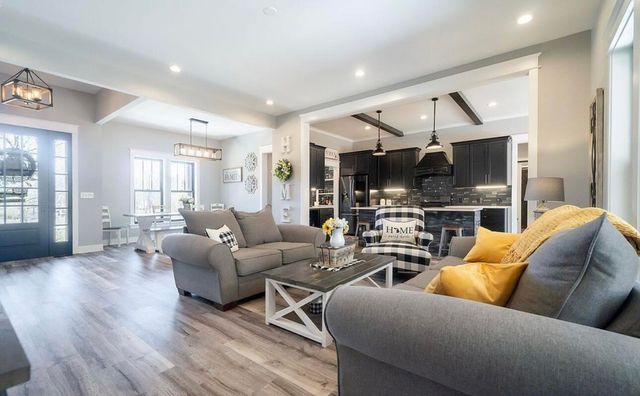 8477 84th Street Se, Caledonia Twp, MI 49302