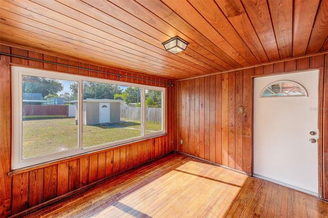 5272 48TH TERRACE N, St Petersburg, FL 33709