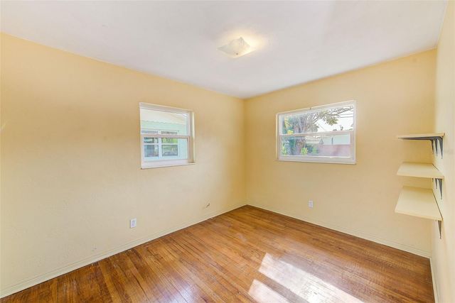 5272 48TH TERRACE N, St Petersburg, FL 33709