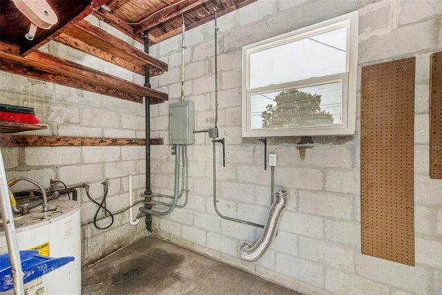 5272 48TH TERRACE N, St Petersburg, FL 33709