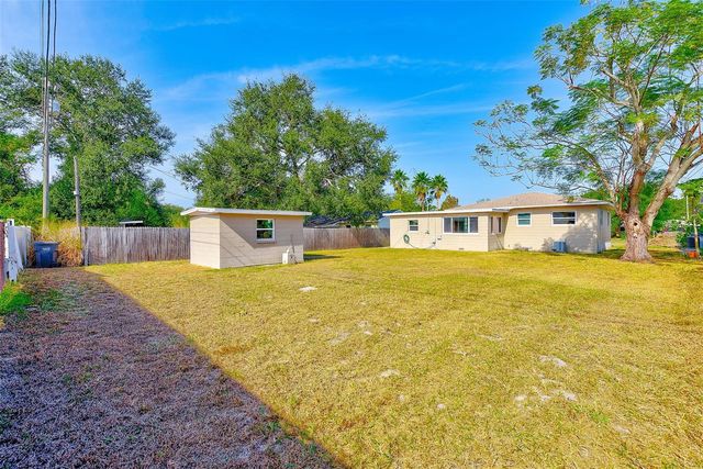 5272 48TH TERRACE N, St Petersburg, FL 33709