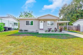 5272 48TH TERRACE N, St Petersburg, FL 33709