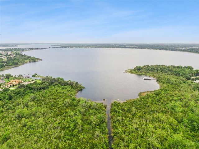 1235 DORA PARC LANE, Mount Dora, FL 32757