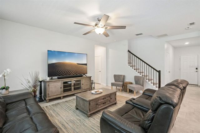 1235 DORA PARC LANE, Mount Dora, FL 32757