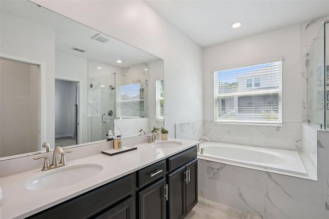 1235 DORA PARC LANE, Mount Dora, FL 32757