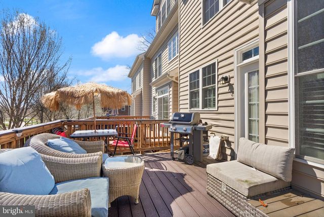 7897 CARBONDALE WAY, Springfield, VA 22153