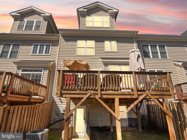 7897 CARBONDALE WAY, Springfield, VA 22153