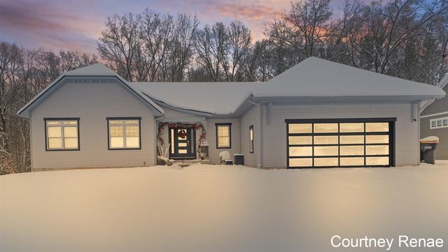 4706 Sundial Drive, Grand Rapids, MI 49525