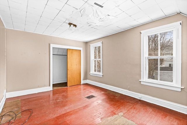 155 W Myrtle Street, Duluth, MN 55811