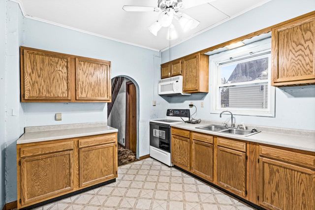 155 W Myrtle Street, Duluth, MN 55811