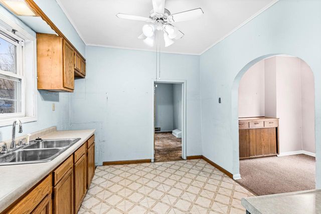 155 W Myrtle Street, Duluth, MN 55811