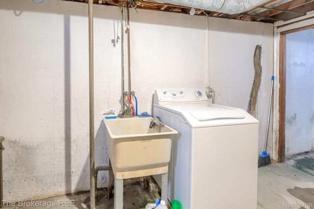 105 Washington Street, Clio, MI 48420