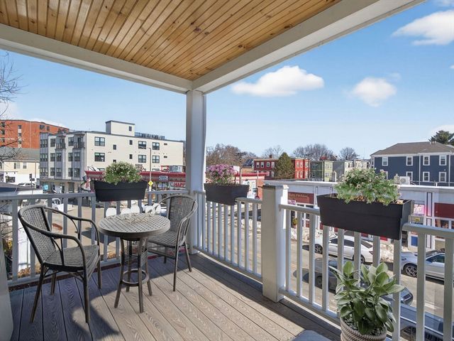 141 South St 2, Boston, MA 02130