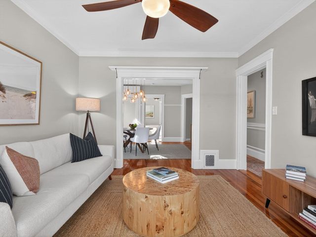 141 South St 2, Boston, MA 02130