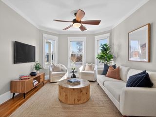 141 South St 2, Boston, MA 02130