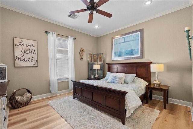209 S Front Street, Freeport, TX 77541