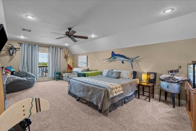 209 S Front Street, Freeport, TX 77541