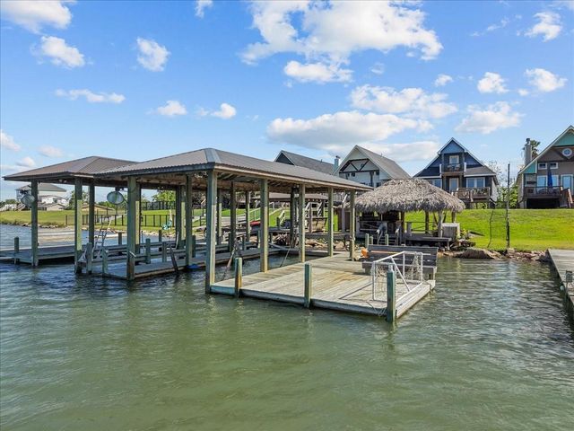 209 S Front Street, Freeport, TX 77541