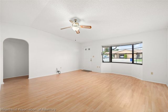 3838 Thunderbird Hill Circle, Sebring, FL 33872