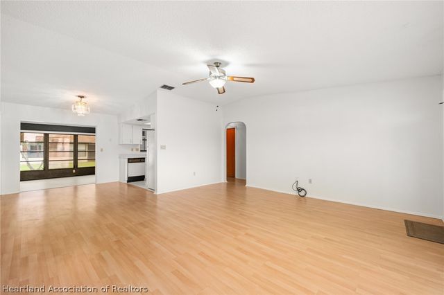 3838 Thunderbird Hill Circle, Sebring, FL 33872