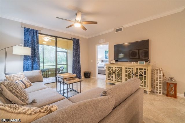 9596 Trevi CT 5414, Naples, FL 34113