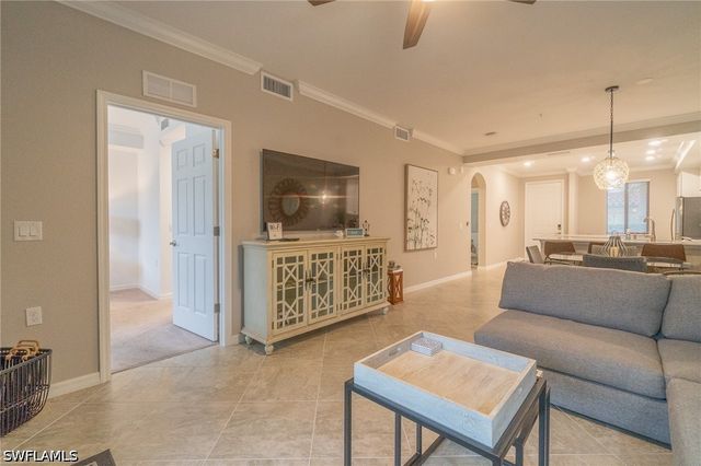 9596 Trevi CT 5414, Naples, FL 34113