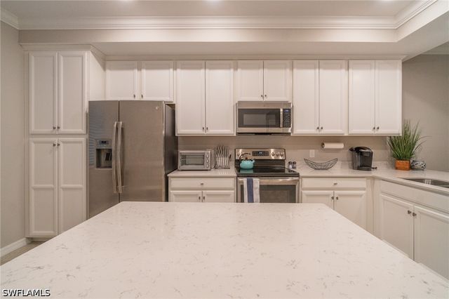 9596 Trevi CT 5414, Naples, FL 34113