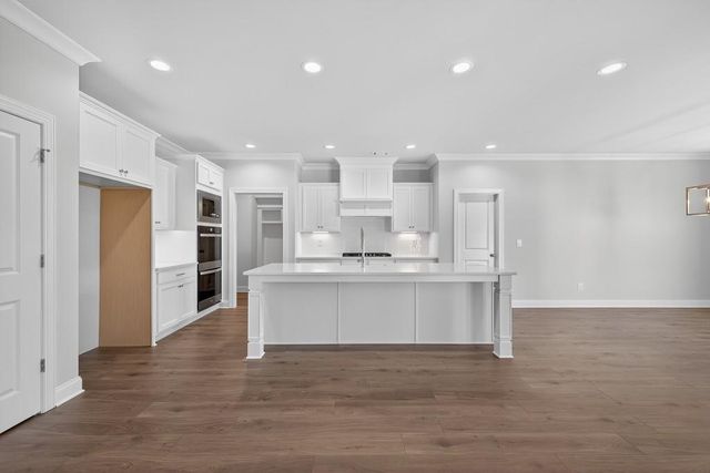 5662 Evelyn Lane, Flowery Branch, GA 30542