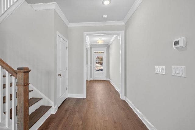 5662 Evelyn Lane, Flowery Branch, GA 30542