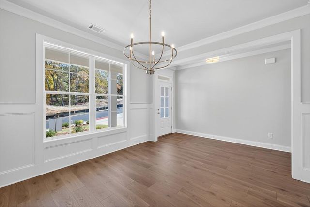 5662 Evelyn Lane, Flowery Branch, GA 30542