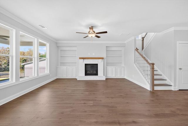 5662 Evelyn Lane, Flowery Branch, GA 30542