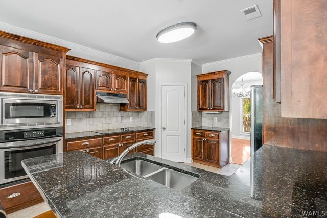 12447 Cherokee Trail, Northport, AL 35475