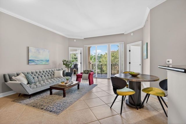 16102 Emerald Estates Drive 325, Weston, FL 33331