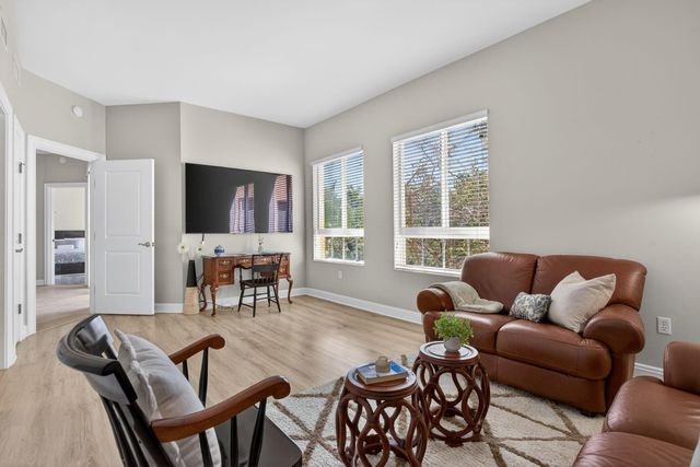 16102 Emerald Estates Drive 325, Weston, FL 33331