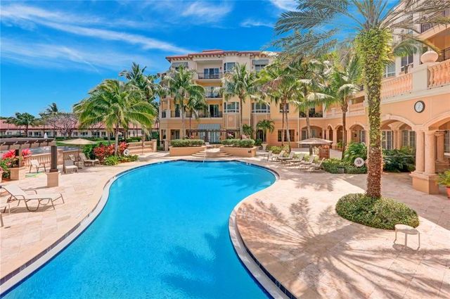 16102 Emerald Estates Drive 325, Weston, FL 33331