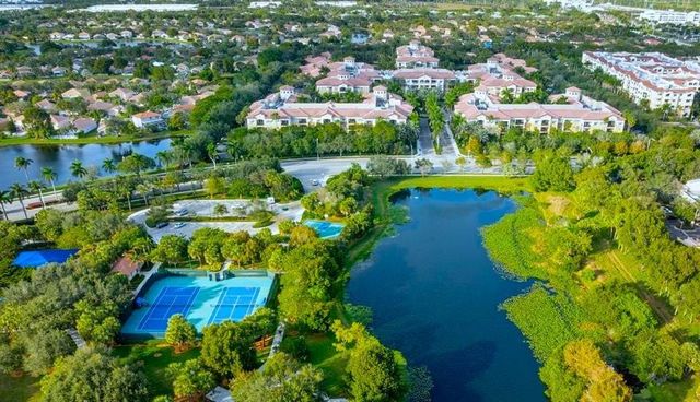 16102 Emerald Estates Drive 325, Weston, FL 33331