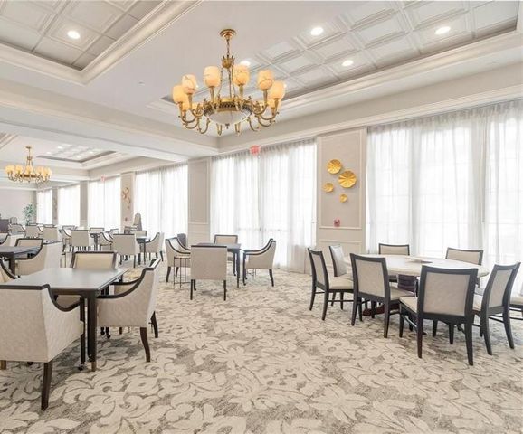 16102 Emerald Estates Drive 325, Weston, FL 33331