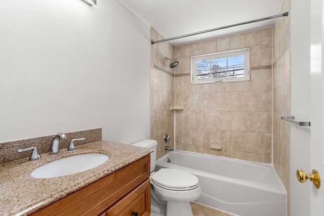 206 Dale Street, North Andover, MA 01845