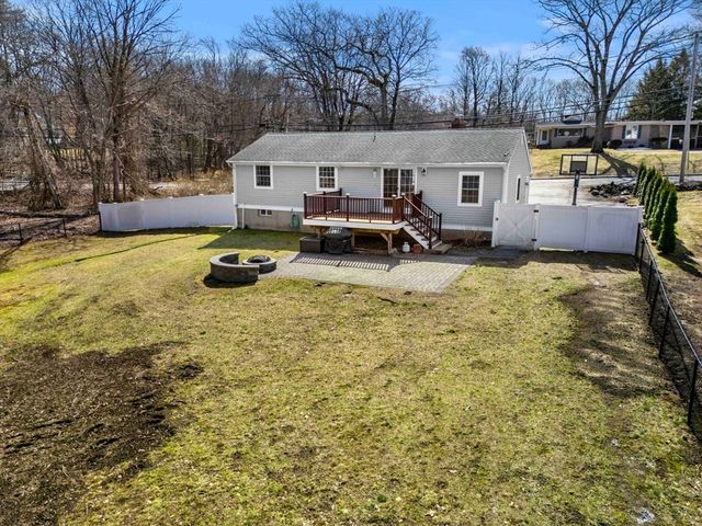 206 Dale Street, North Andover, MA 01845