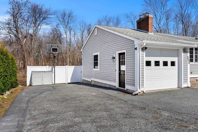 206 Dale Street, North Andover, MA 01845