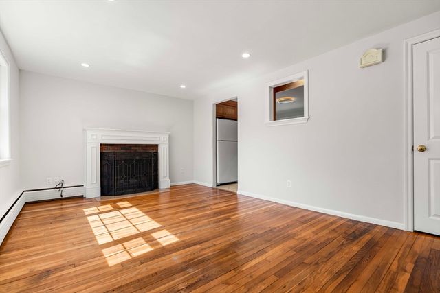 206 Dale Street, North Andover, MA 01845