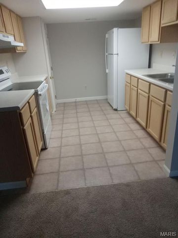 621 Zumwalt Crossing, O'fallon, MO 63366