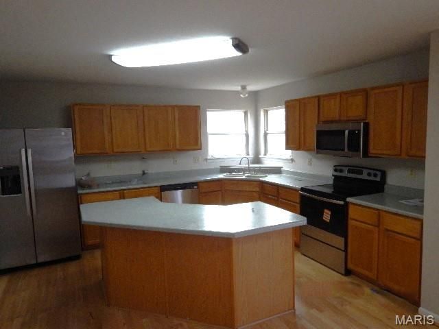 621 Zumwalt Crossing, O'fallon, MO 63366