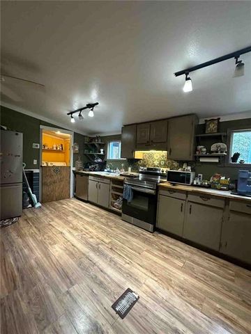 8747 Cherry Court, Irvington, AL 36544