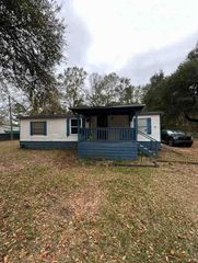 8747 Cherry Court, Irvington, AL 36544